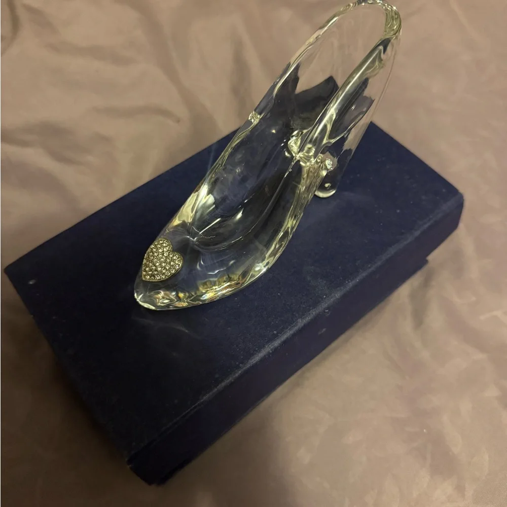Crystal Glass High Heel Decorative Shoe with Heart Accent - Clear